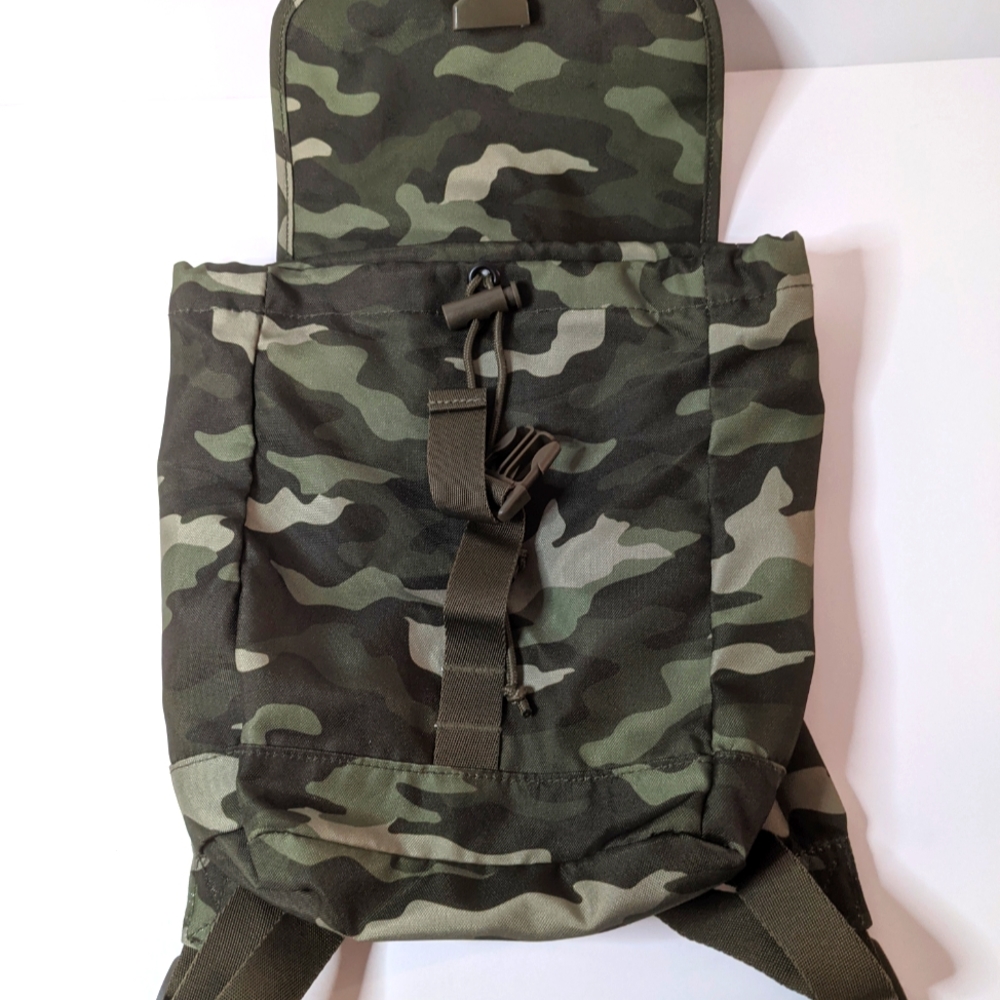 Victoria's Secret PINK Camo Mini Backpack - Picture 2 of 3